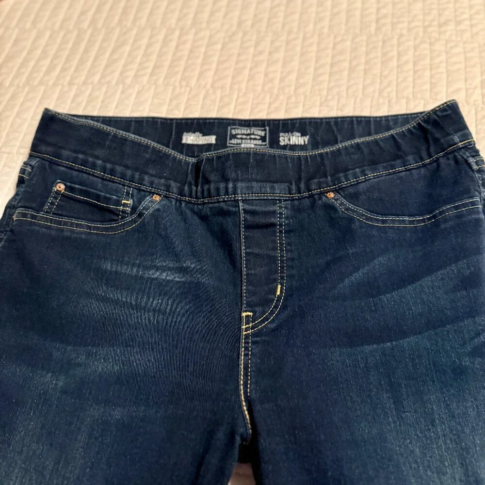 Levi Strauss Signature Gold Totally Shaping Pull On Skinny Jeans Dark Wash 14 - Picture 4 of 8